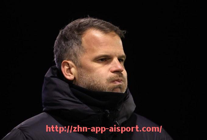 爱体育app-法甲赛事内容丰富多样，精彩看点一览